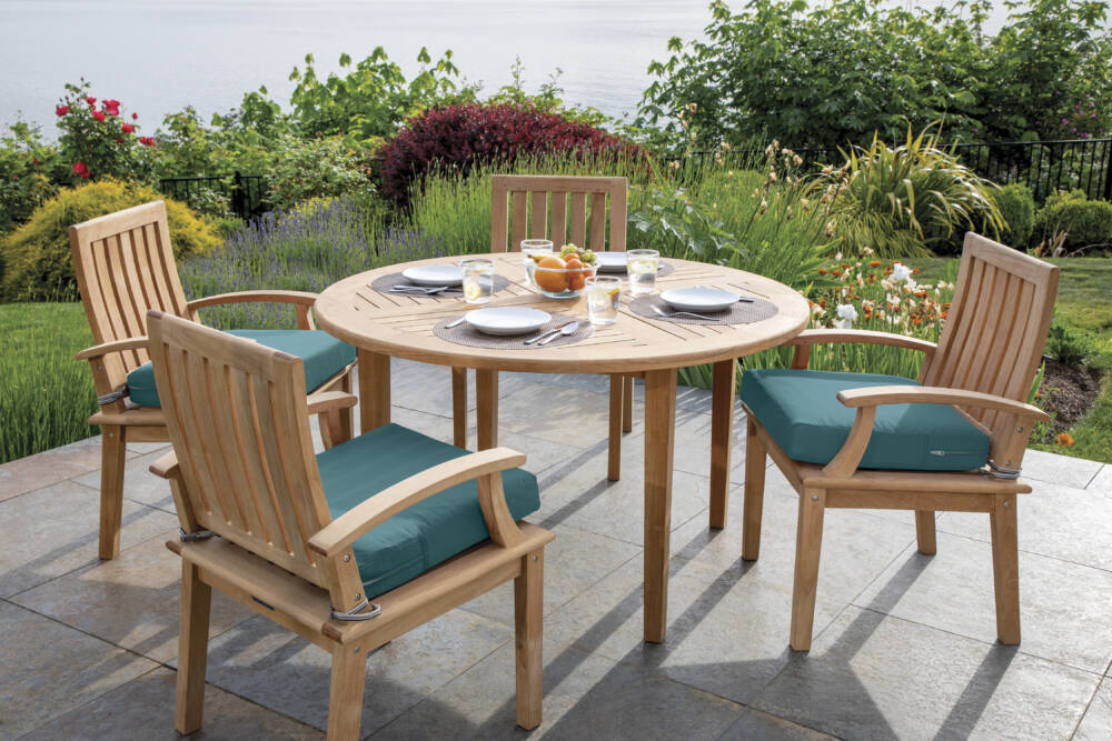 How to Create the Ultimate Outdoor Kitchen