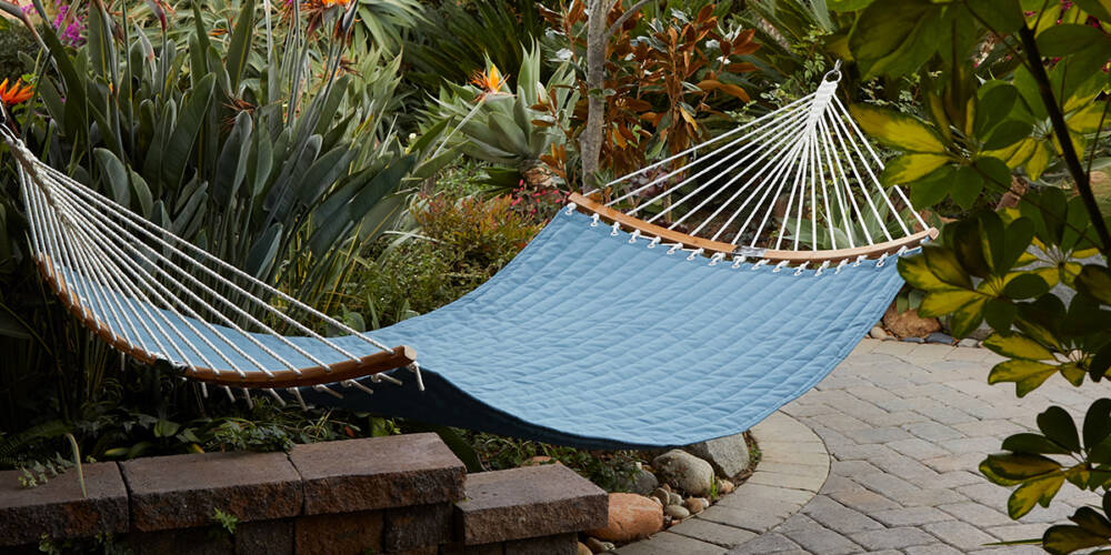 How to Create An Outdoor Oasis