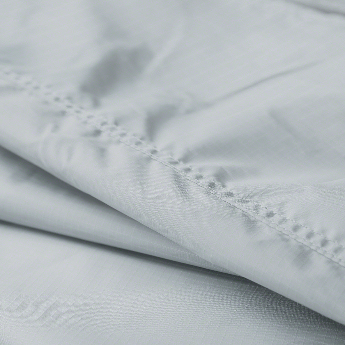 RV_PermaPro_Detail_FabricHem.jpg