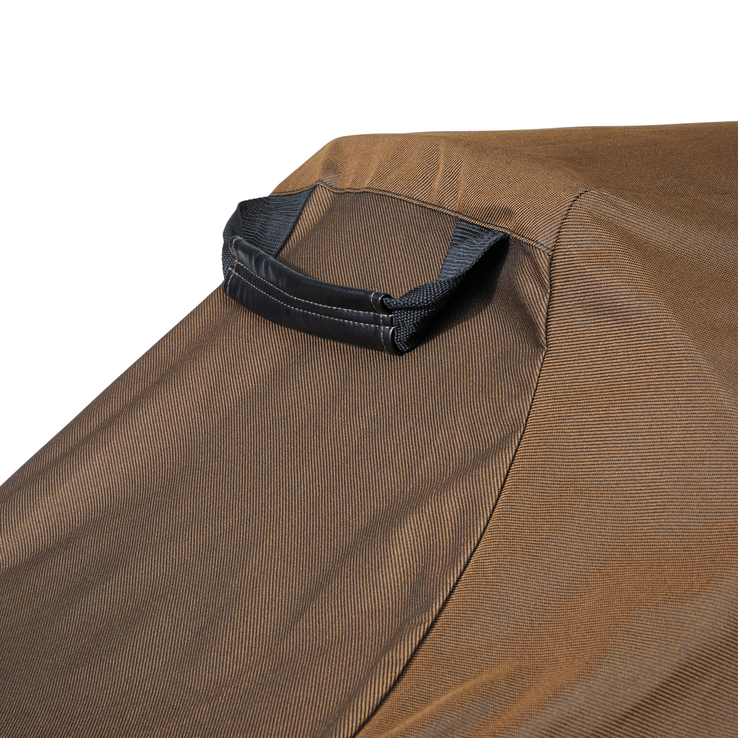 56-270_Patio_ElkRidge_BBQCartGrillCover_Handle_Detail.jpg