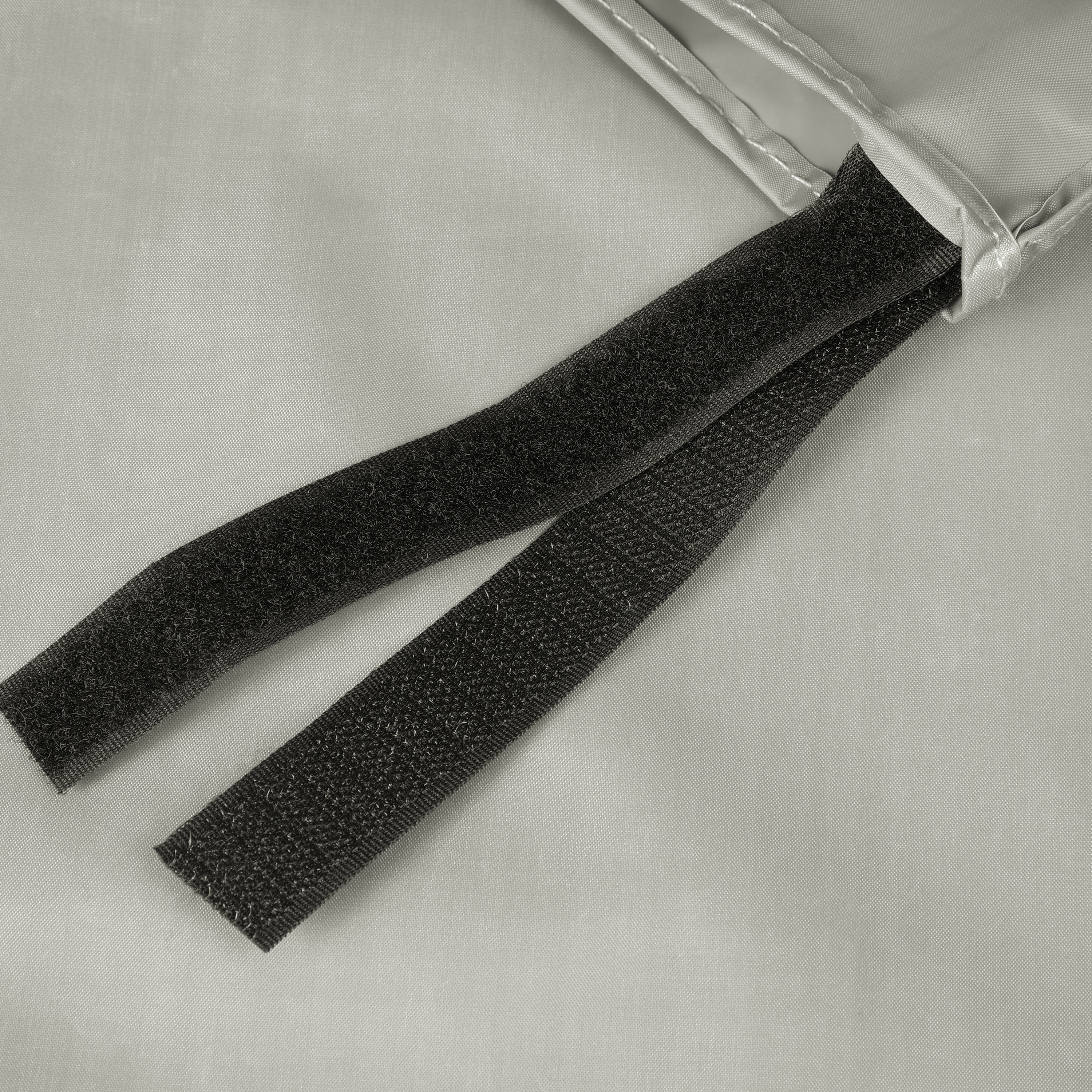 Patio_CoverBonanza_Velcro_Grey_Detail.jpg