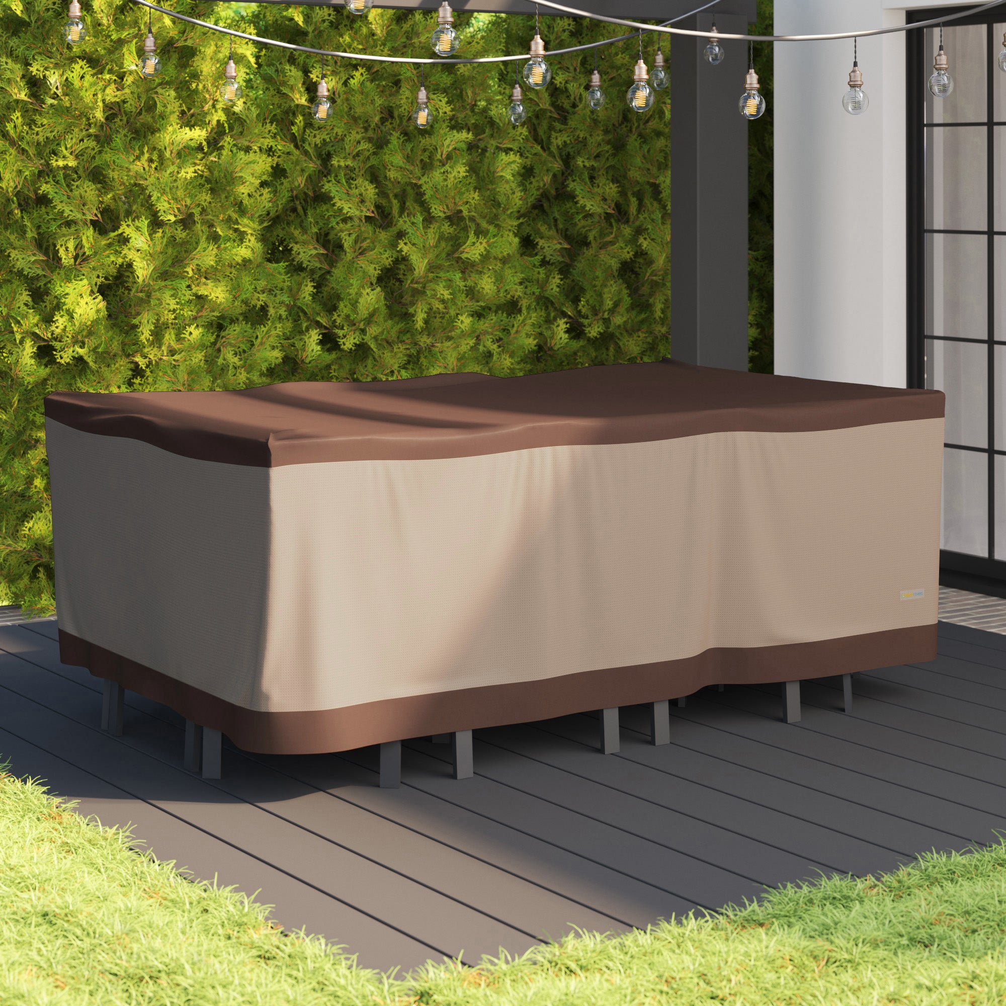 UTS09292_PATIO_Duck_Ultimate_SquareTableChairs_Render_Lifestyle.jpg