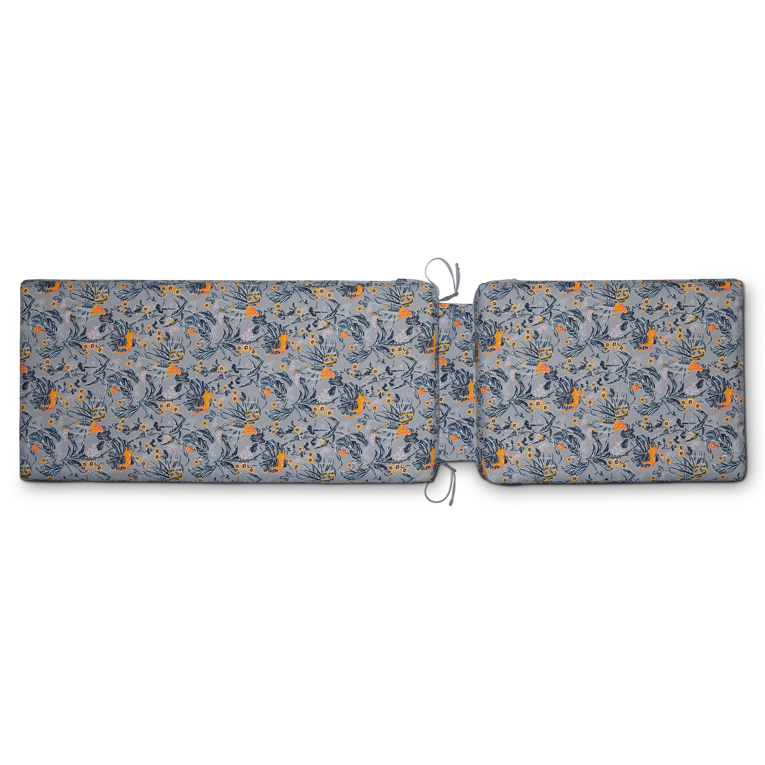 62-160_PATIO_VeraBradley_FoamCushions_ChaiseLounge_JungleToileGreyGold_Flatlay_IMG.jpg