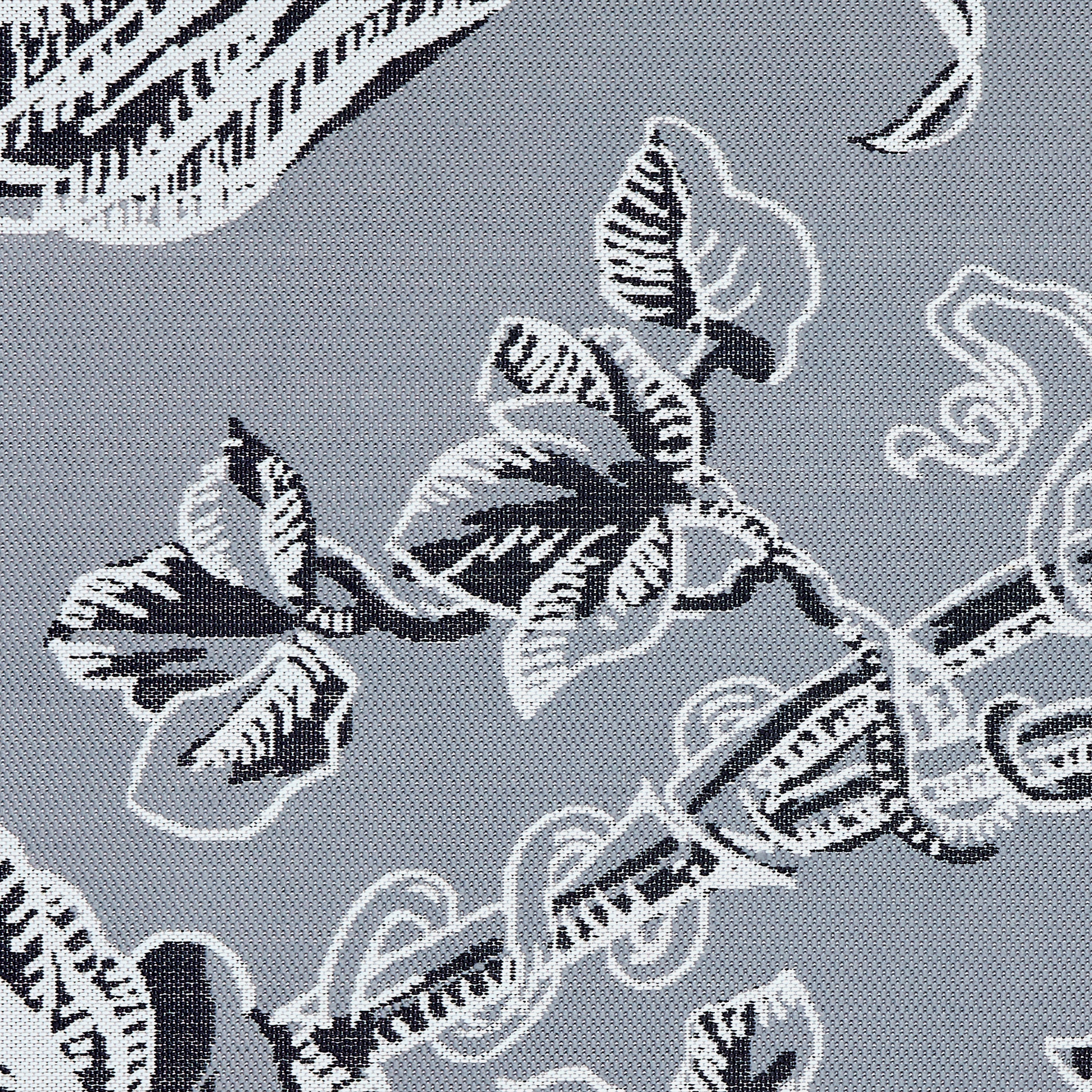 50-121_PATIO_VeraBradley_Rugs_RainforestToileGreyGold_Fabric_Detail_IMG.jpg