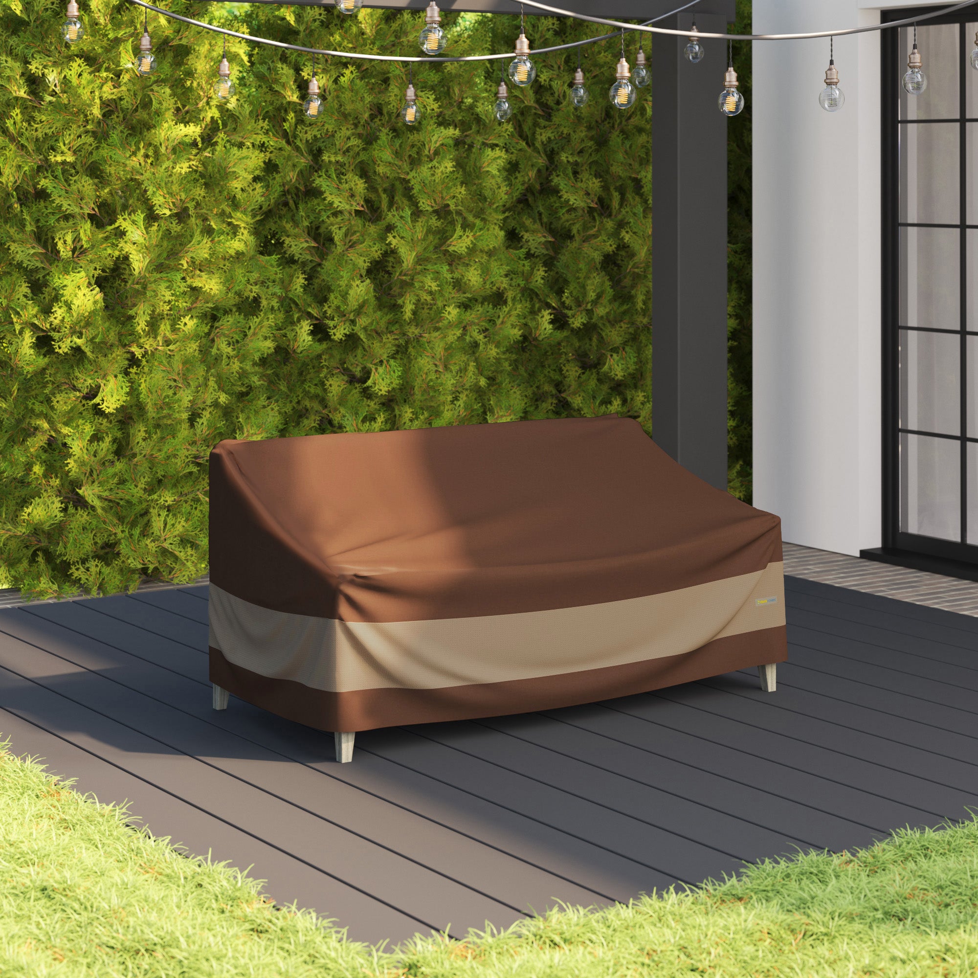ULV623835_PATIO_Duck_Ultimate_DeepLoveSeat_Render_Lifestyle.jpg