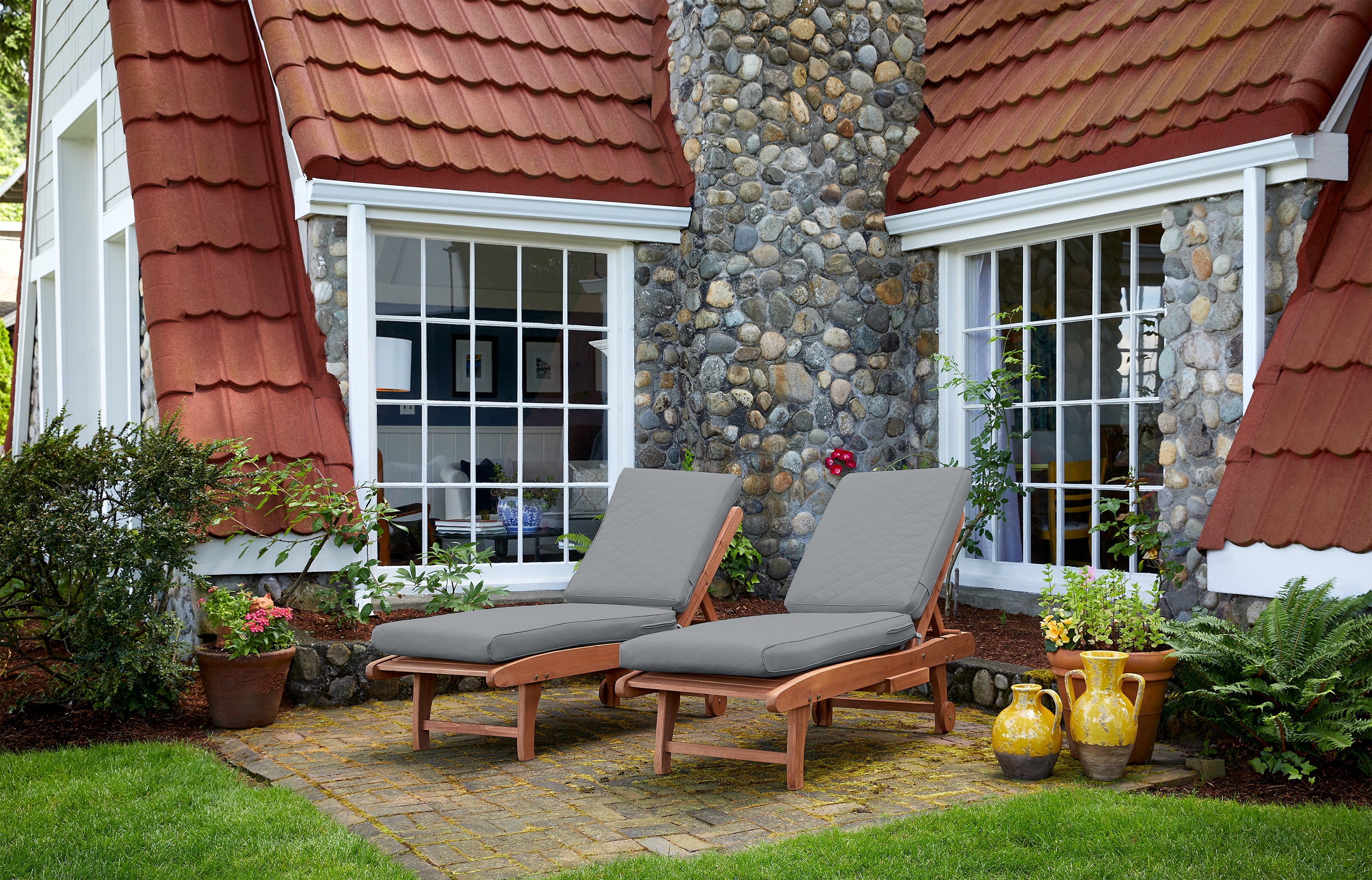 60-445_PAT_Montlake_QuiltedCushion_Chaise_Lifestyle_Grey_IMG.jpg