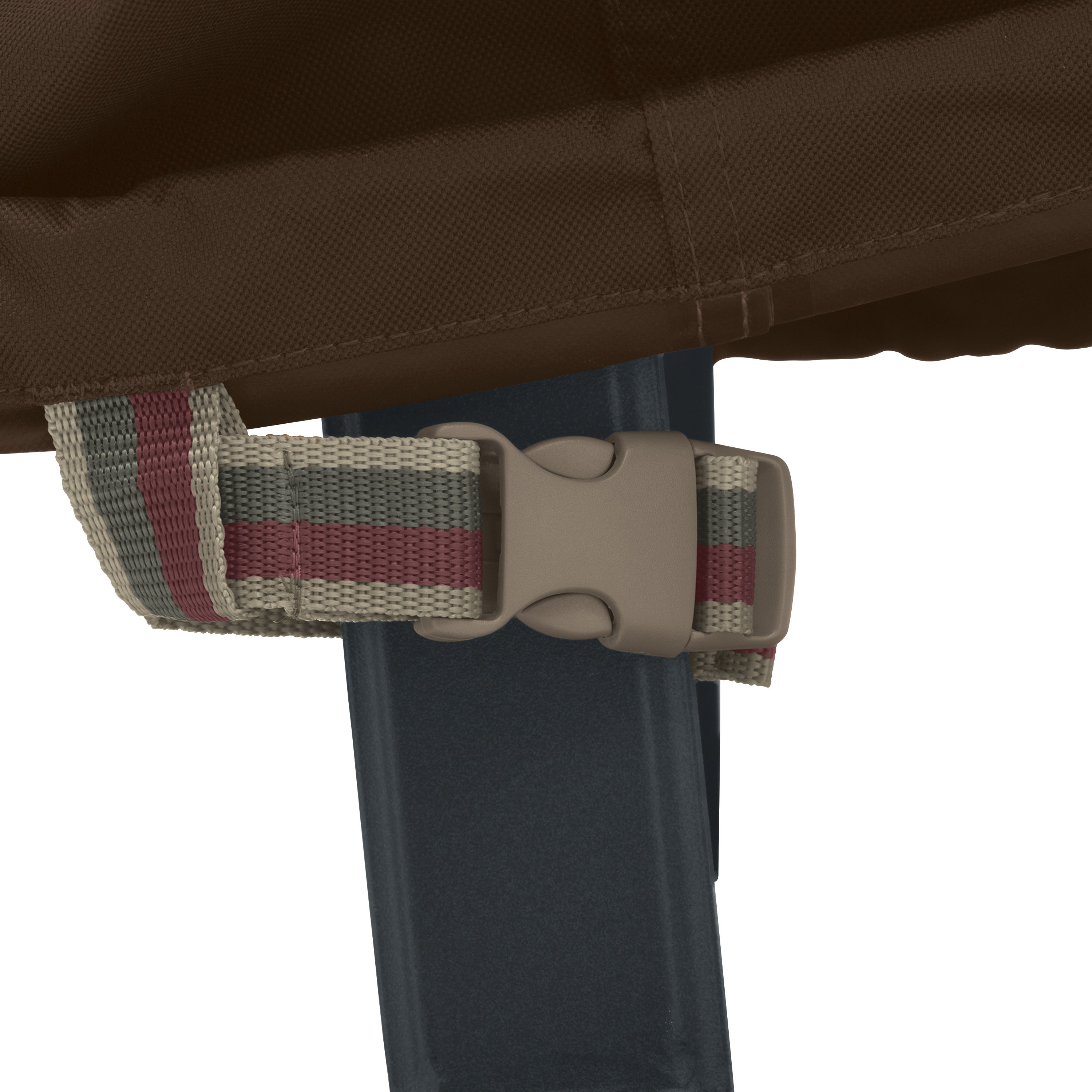 Patio_Madrona_Detail_Buckle.jpg