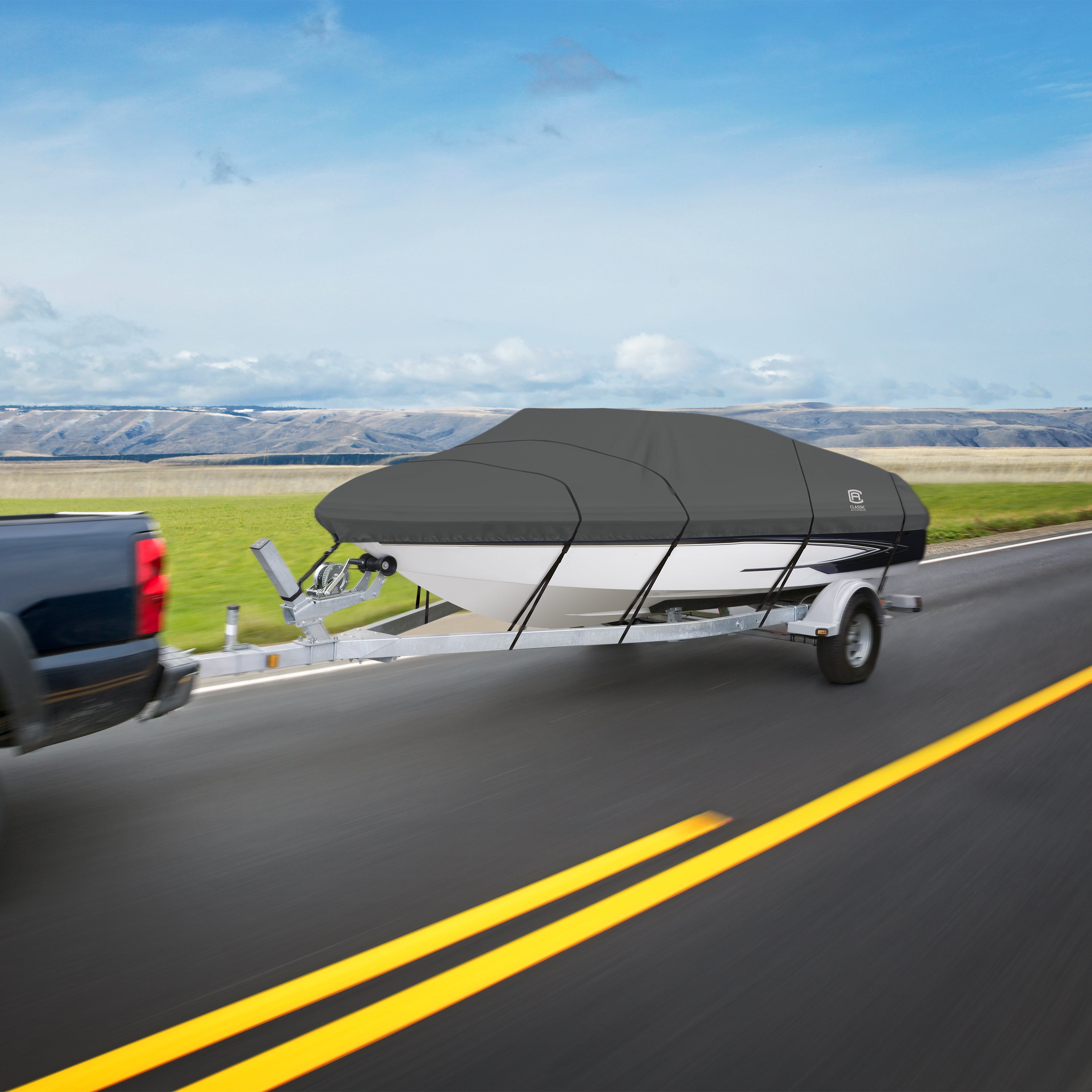 StormPro Heavy-Duty Center Console Boat Cover