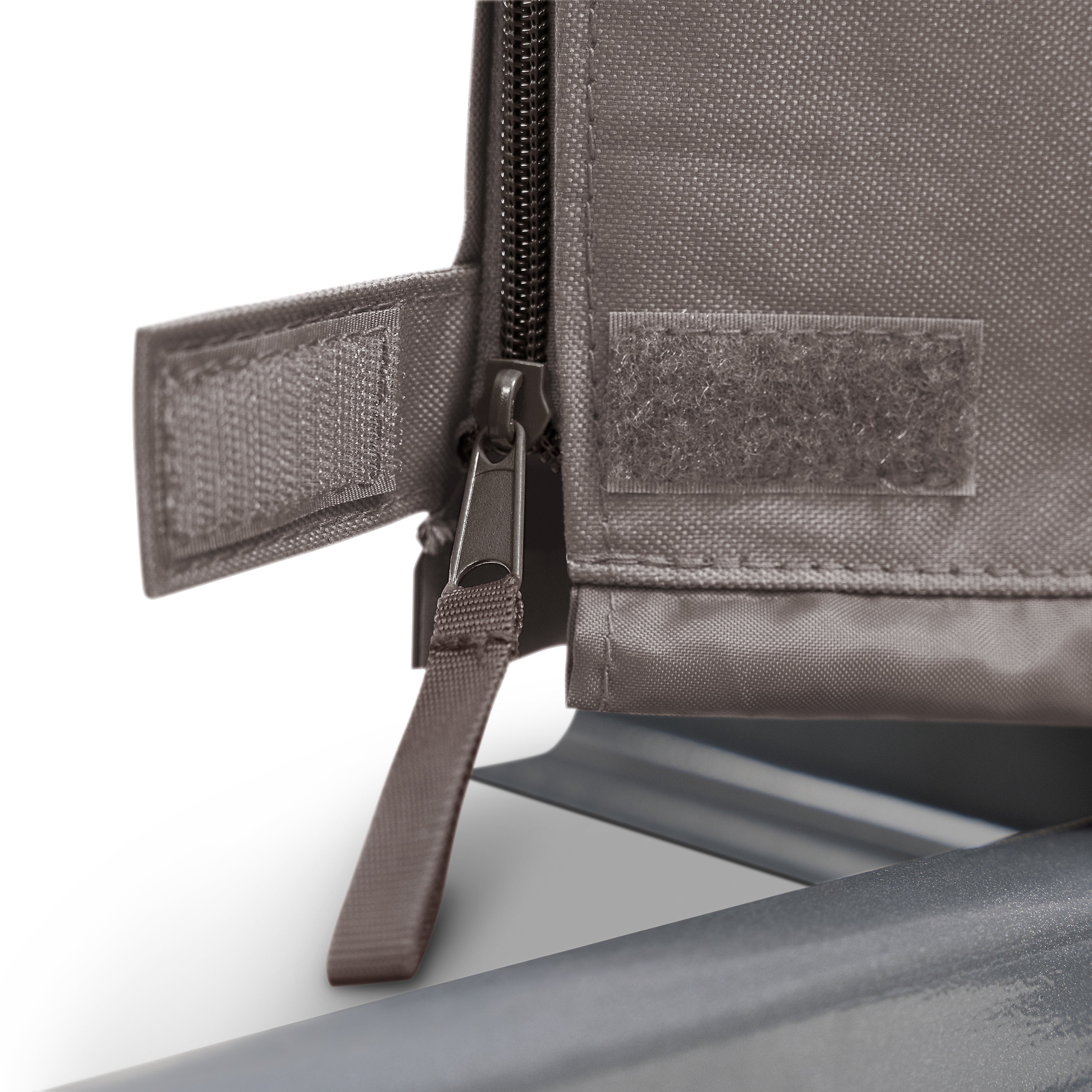 56-492_PATIO_Ravenna_OffsetUmbrella_Main_VelcorZipper_Detail.jpg