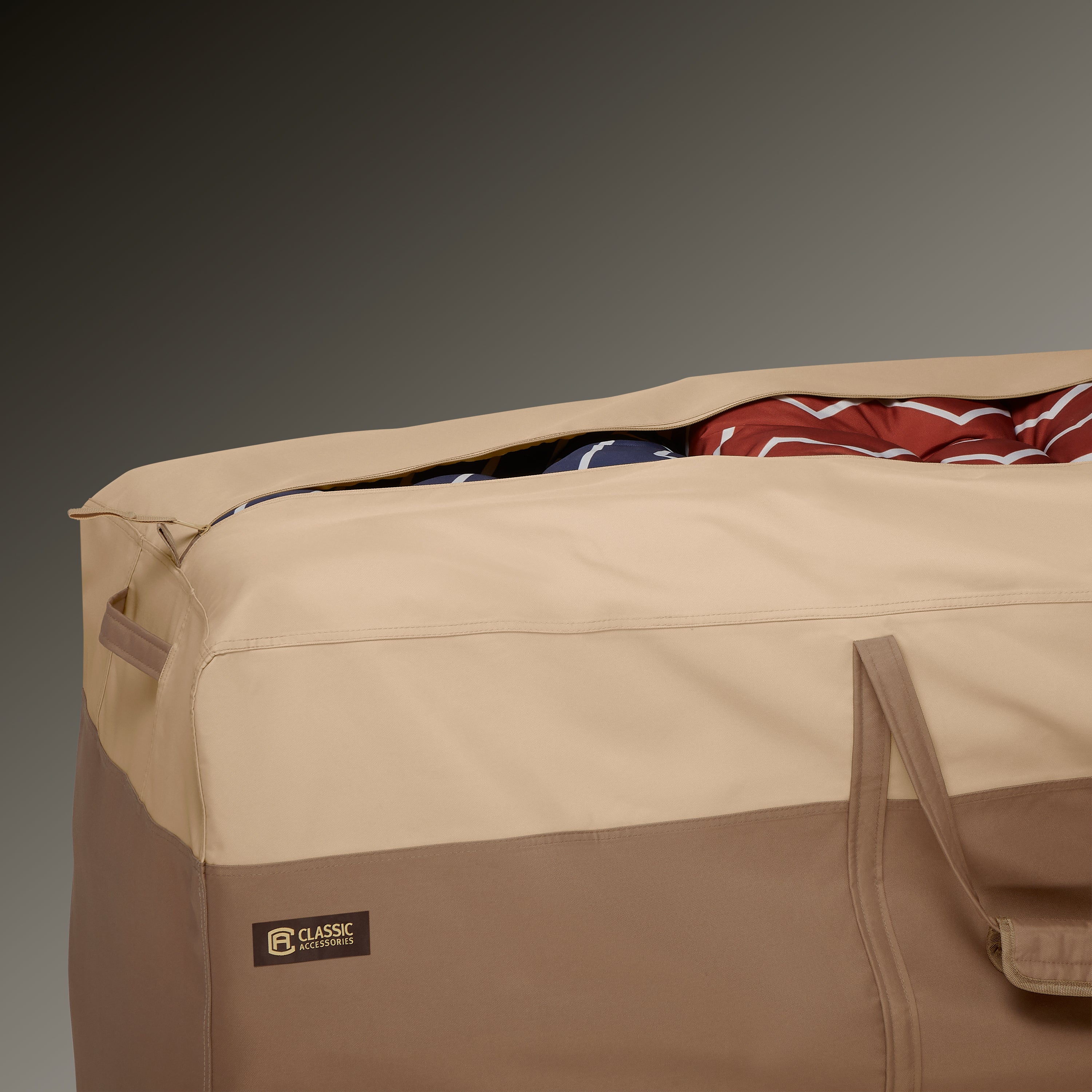 Patio_VerandasBest_CushionBag_Detail_Reveal.jpg