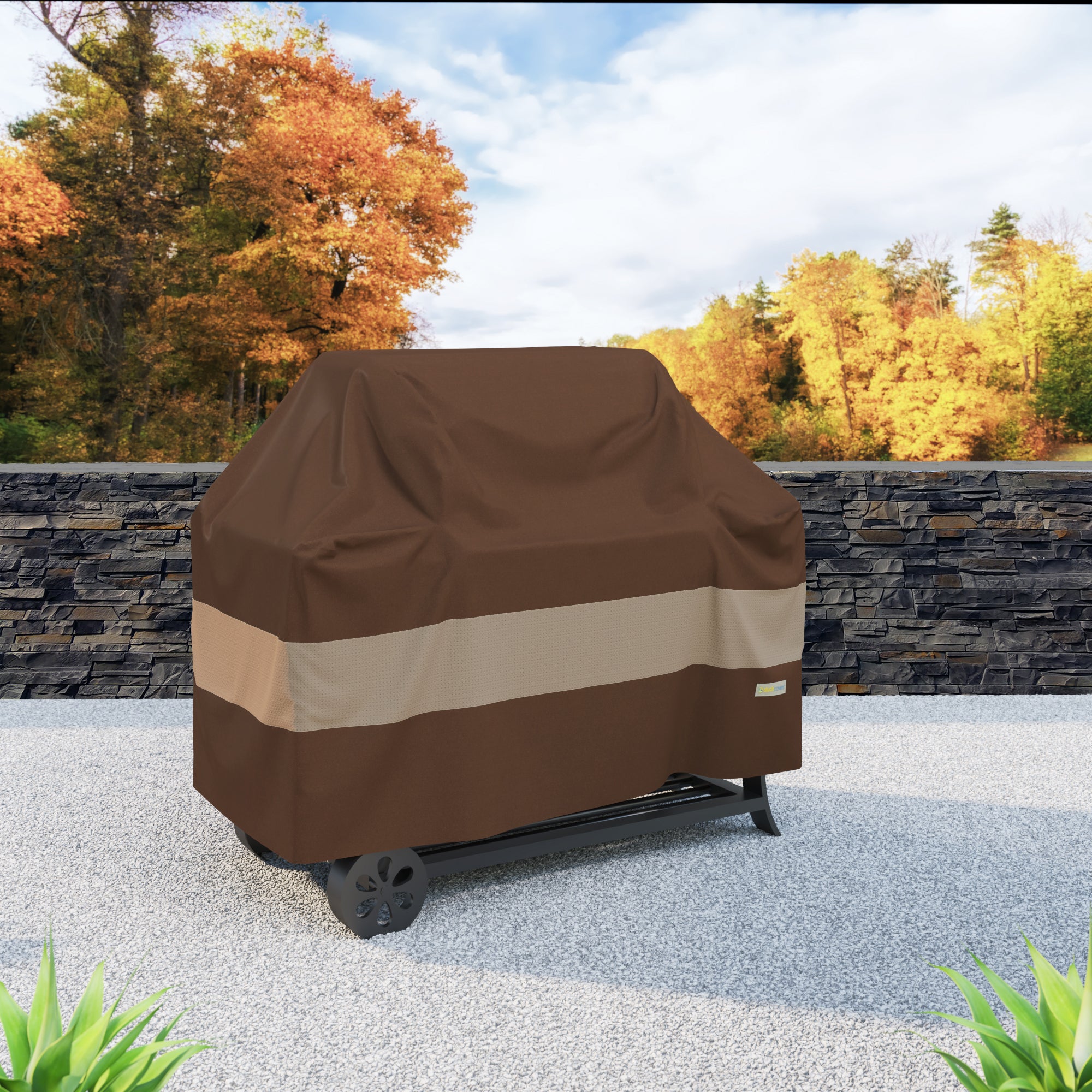 UBB612942_PATIO_Duck_Ultimate_BBQGRILL_Render_V2_Lifestyle.jpg