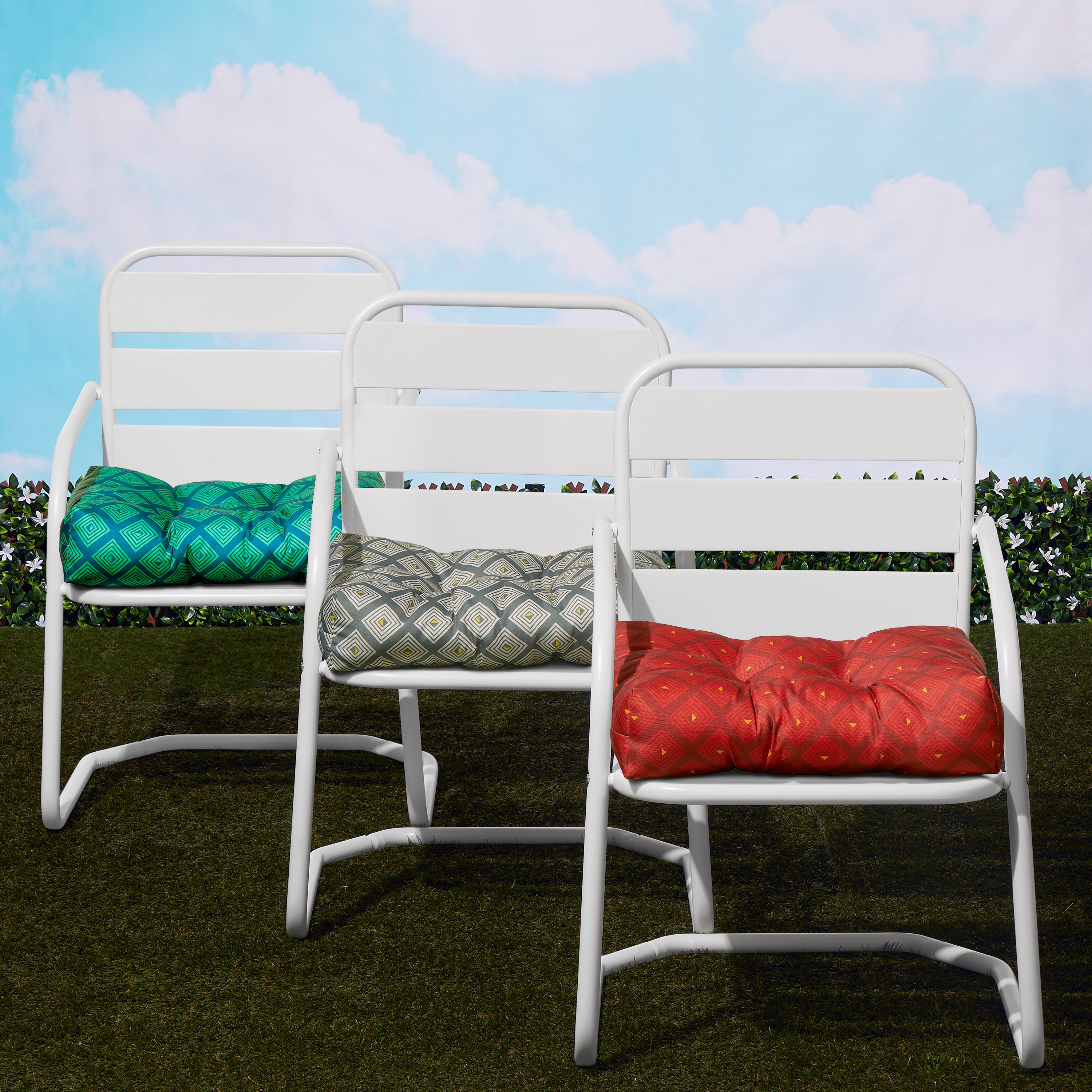 DCXXXX_PATIO_Duck_OPP_SeatCushions_PatternedGroups_Mosaics.jpg