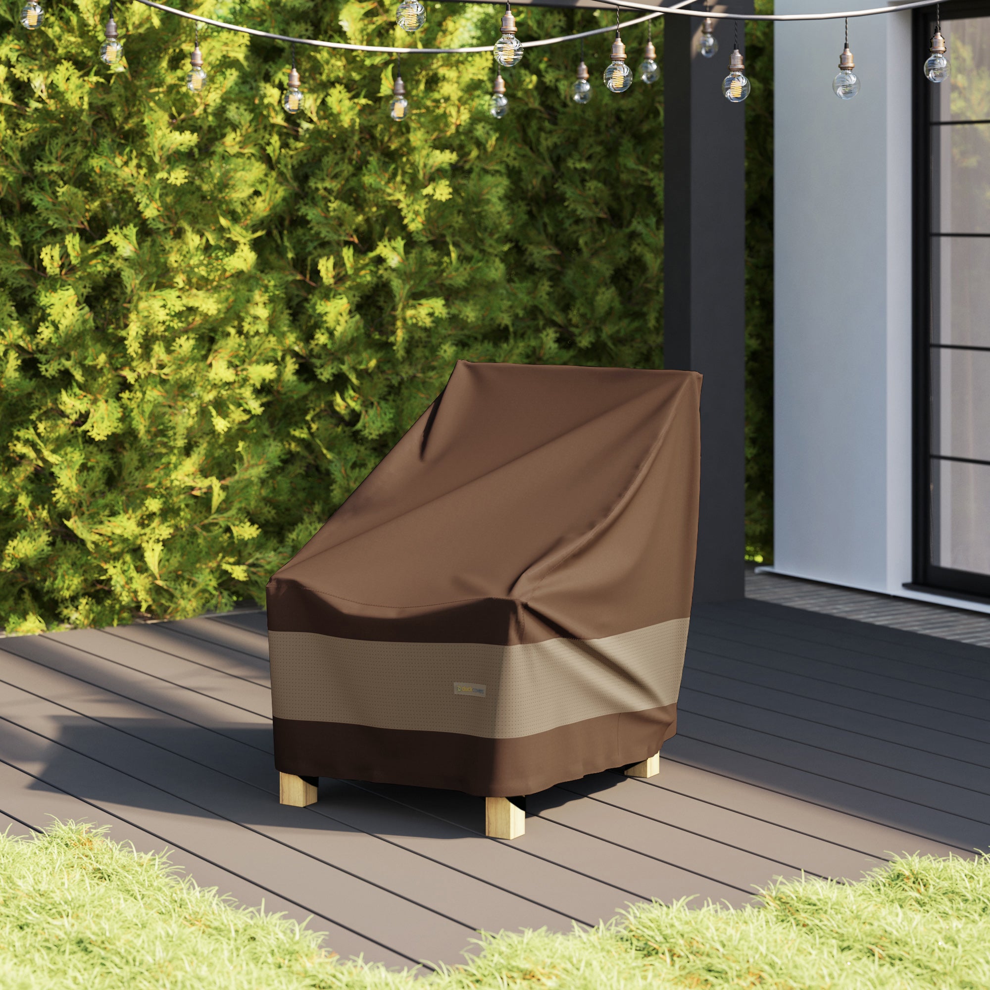UCH323736_PATIO_Duck_Ultimate_PaitoChair_Render_Lifestyle.jpg