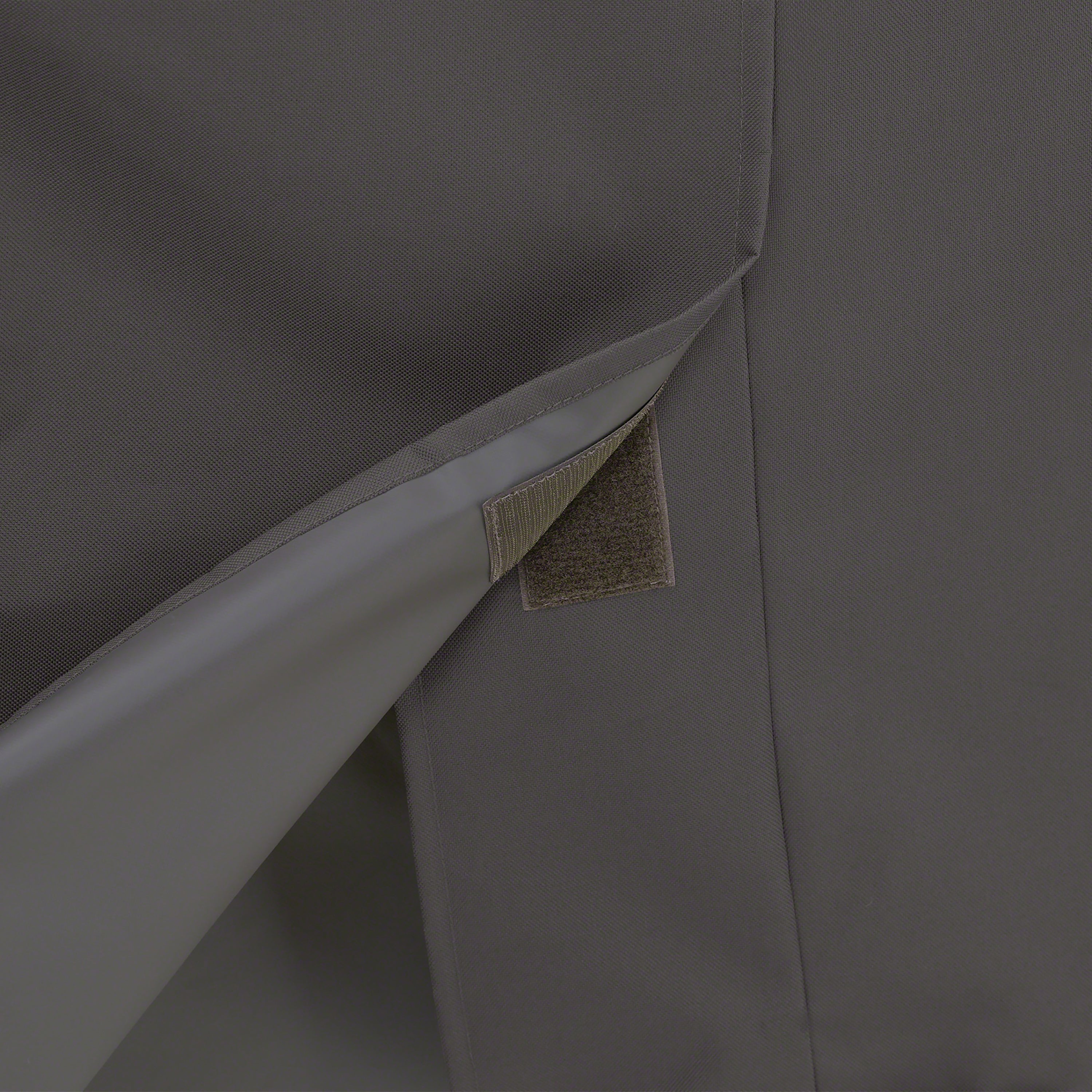 Ravenna_Detail_Velcro_LogRack.jpg