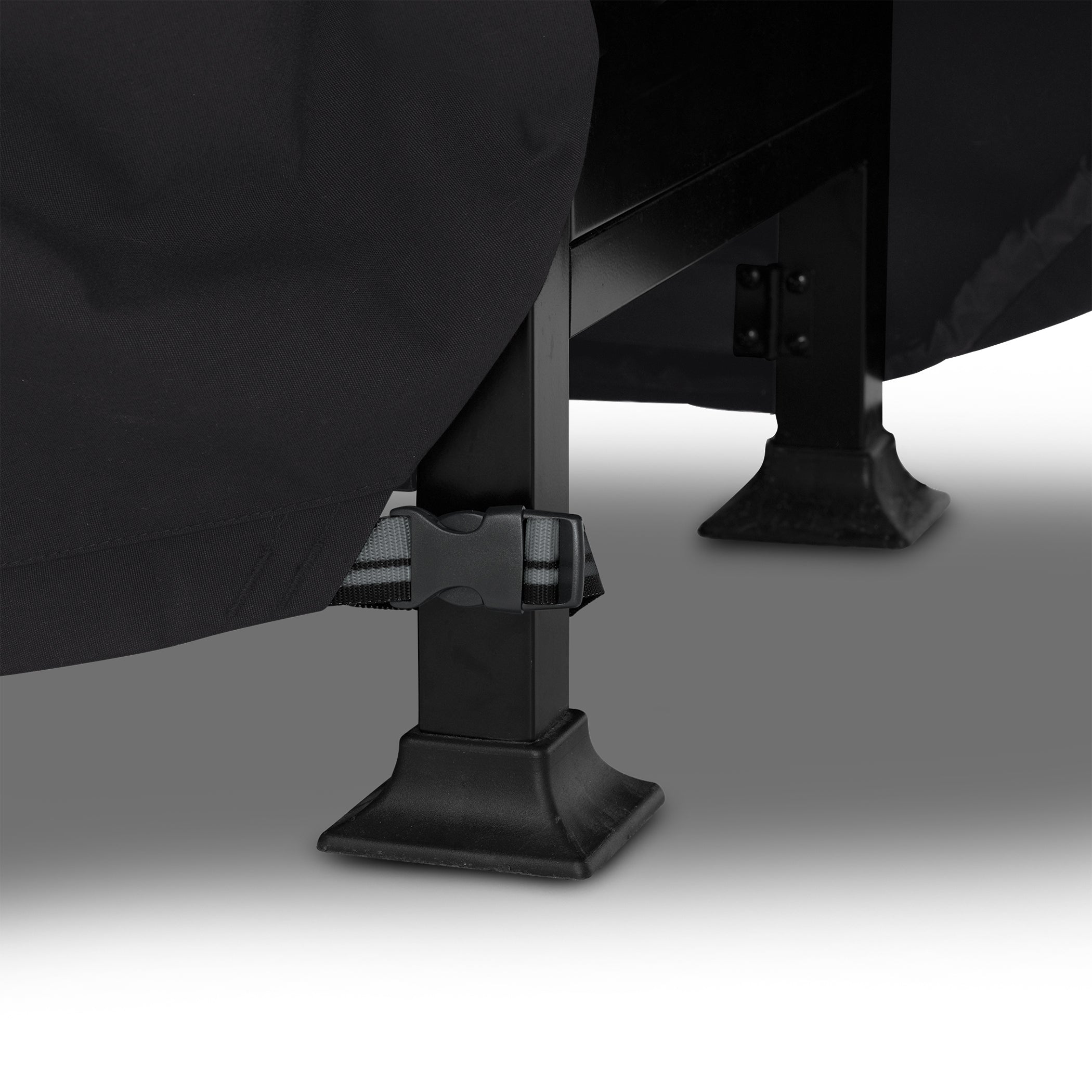 Sunbrella_ClickCloseStrap_Detail.jpg