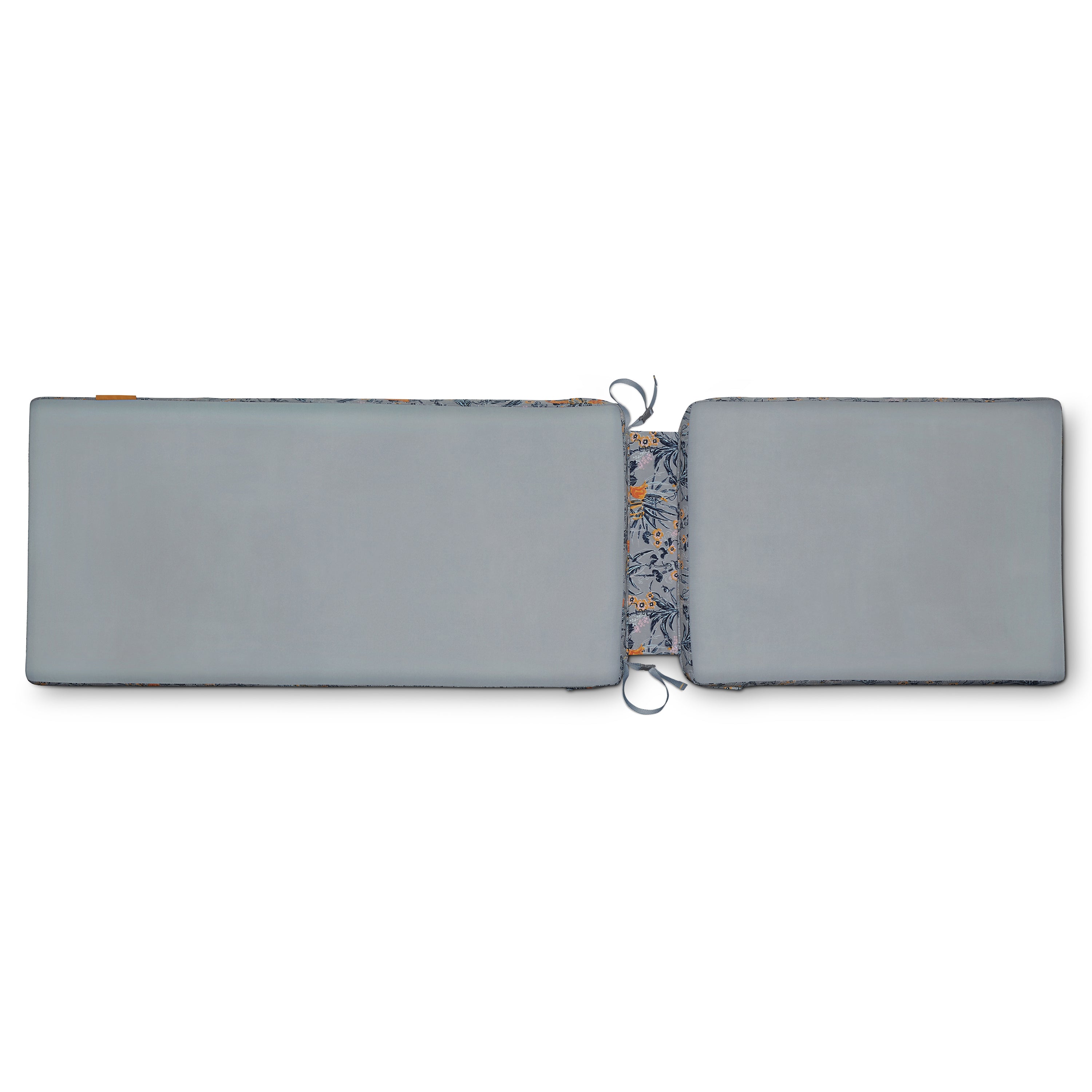 62-160_PATIO_VeraBradley_FoamCushions_ChaiseLounge_JungleToileGreyGold_Flatlay_Back_IMG.jpg