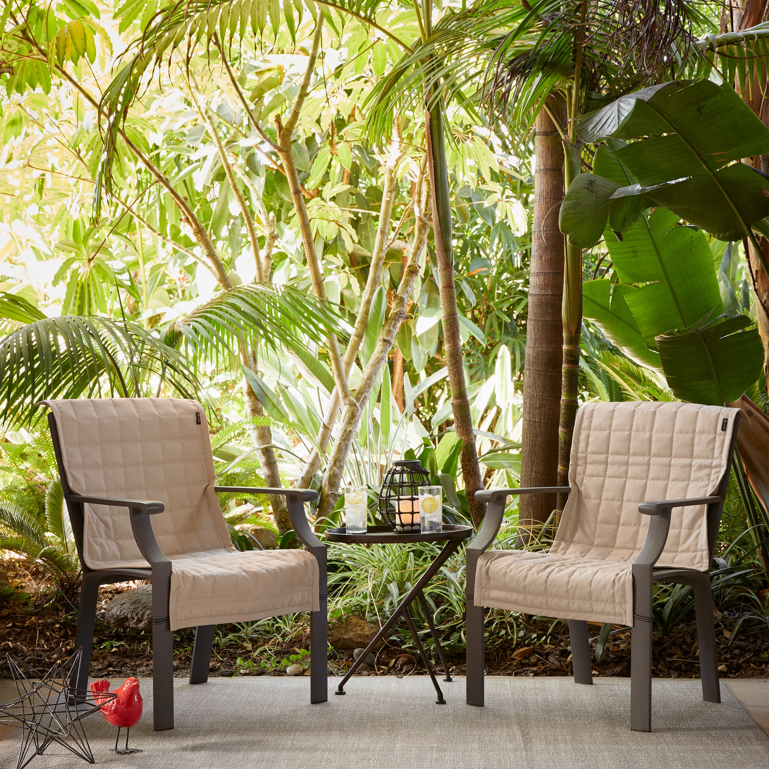 56-010_Patio_Montlake_FadeSafe_Slip_Cover_Chair_LifestyleJurassic_AntiqueBeige_Detail.jpg