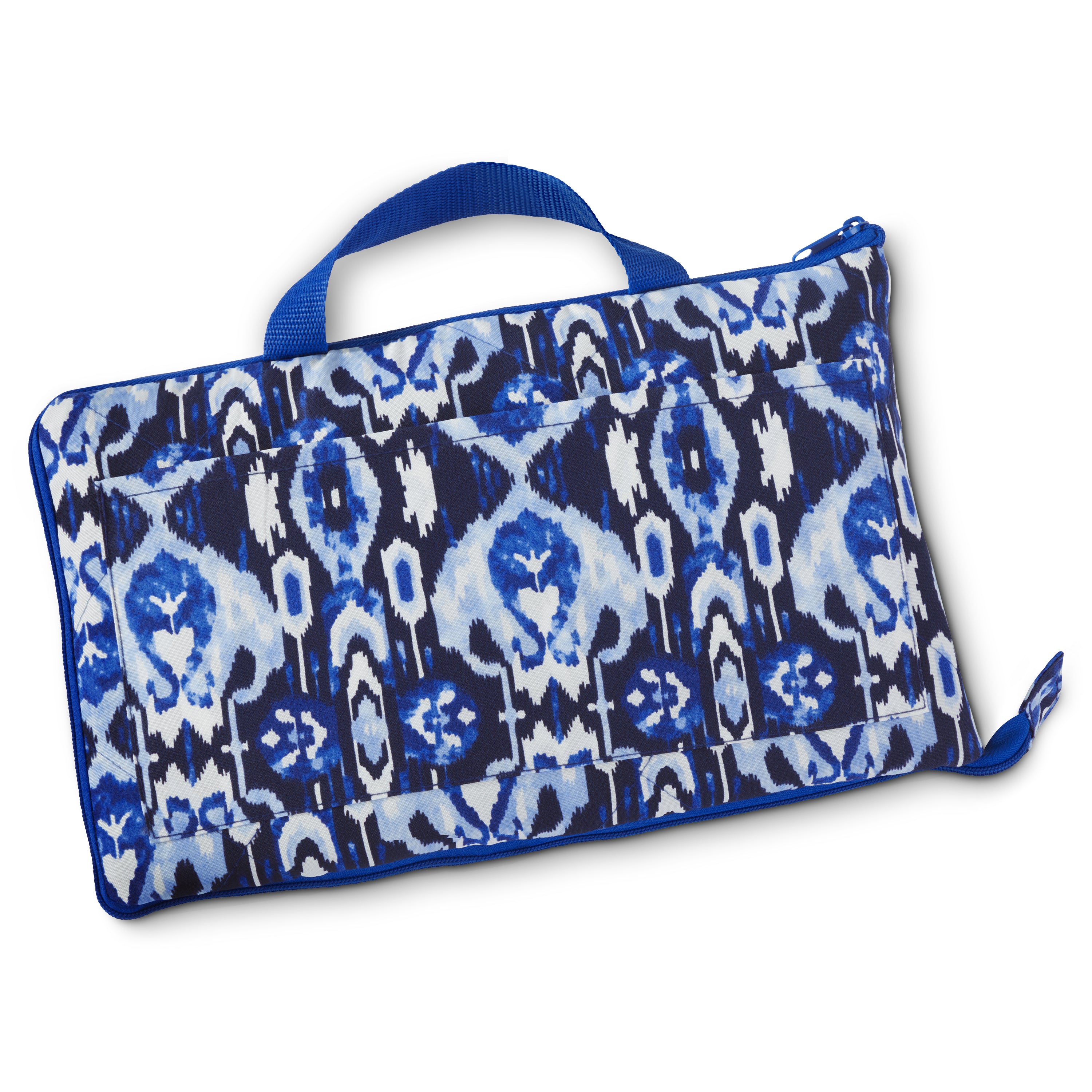 40-069_PATIO_VeraBradley_GolfBlanket_IkatIsland_ZippedTogether.jpg