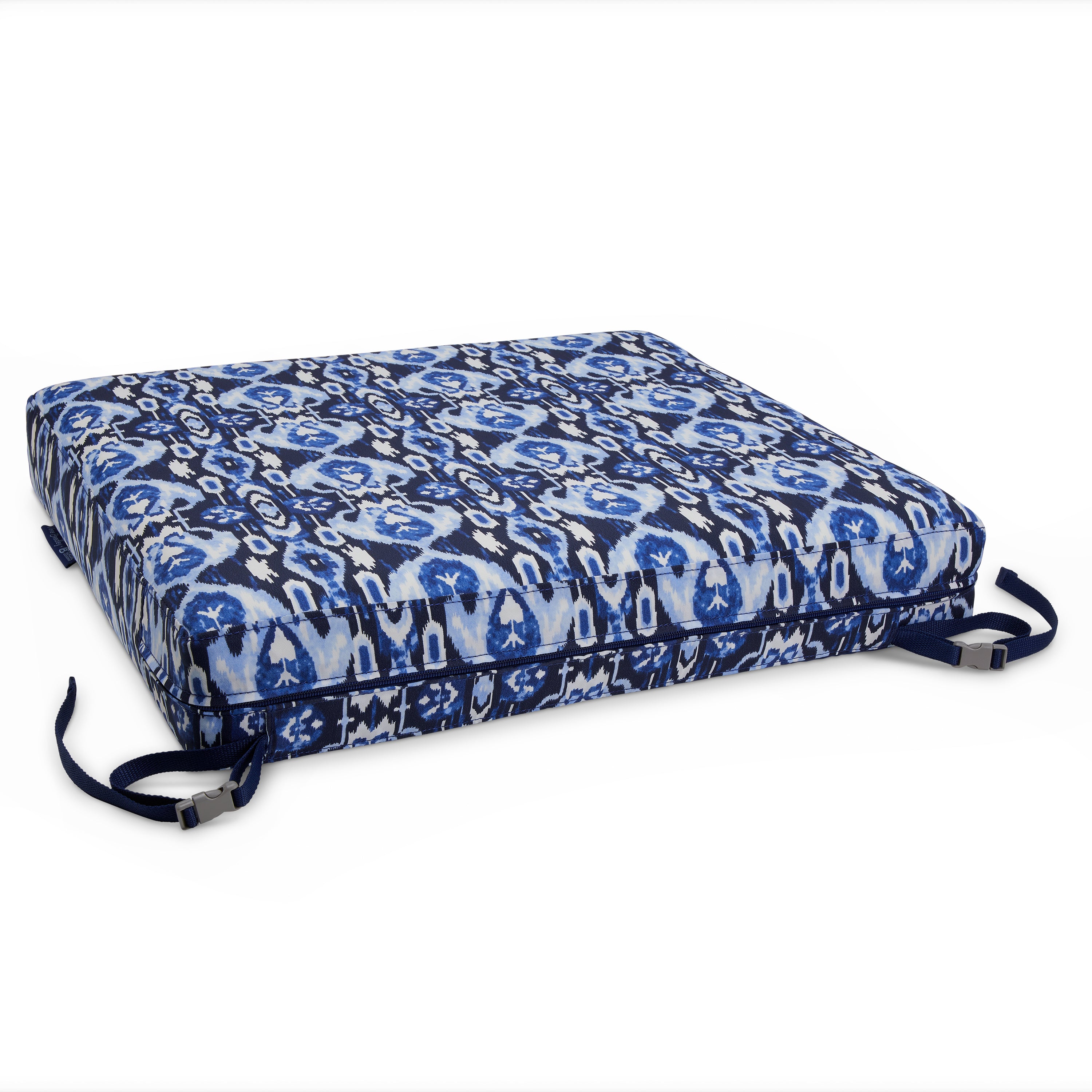 62-155_PATIO_VeraBradely_FoamSeatCushions_Flatlay_IkatIsland_Back_IMG.jpg