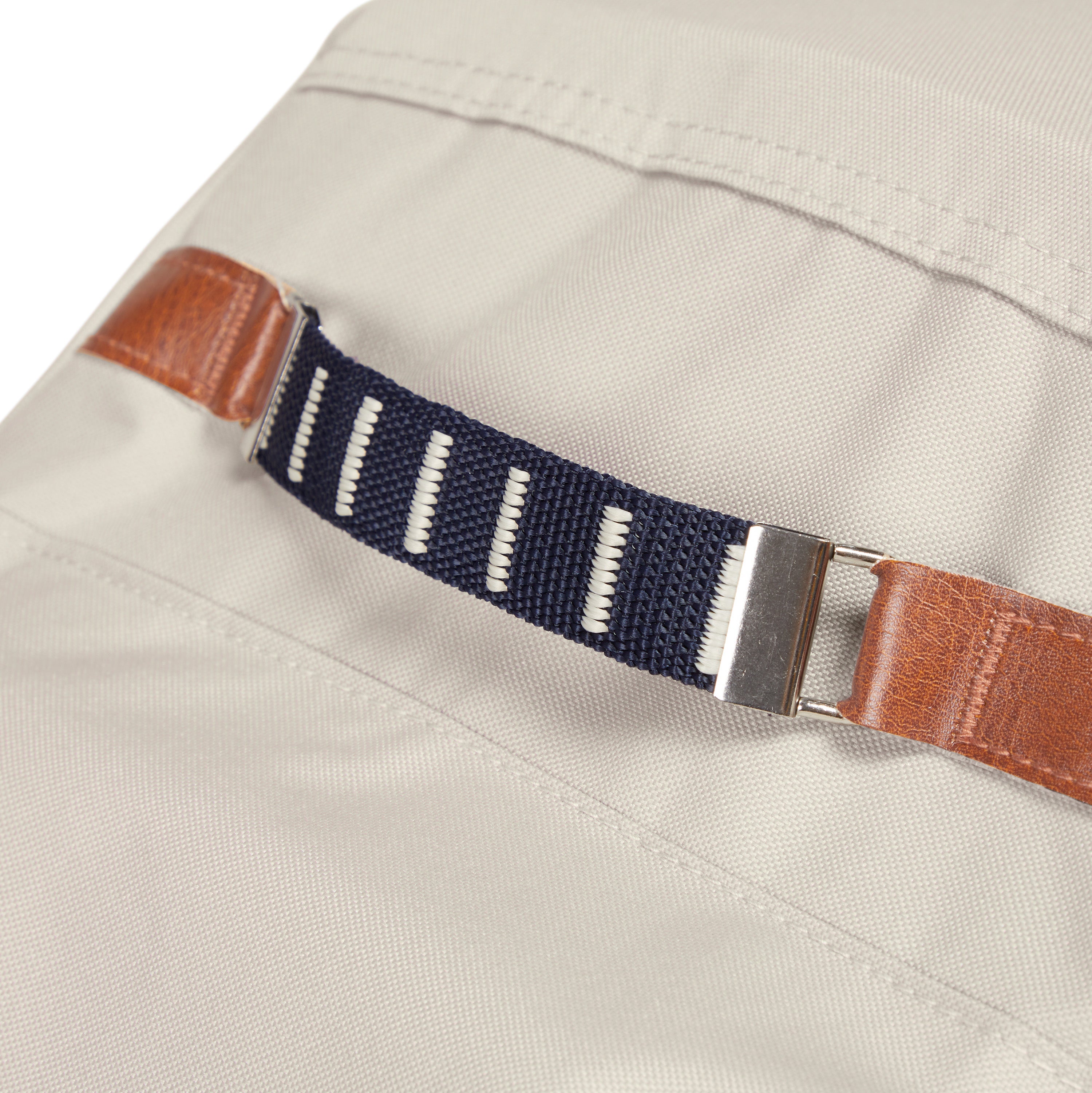 Mainland_Detail_Handle.jpg