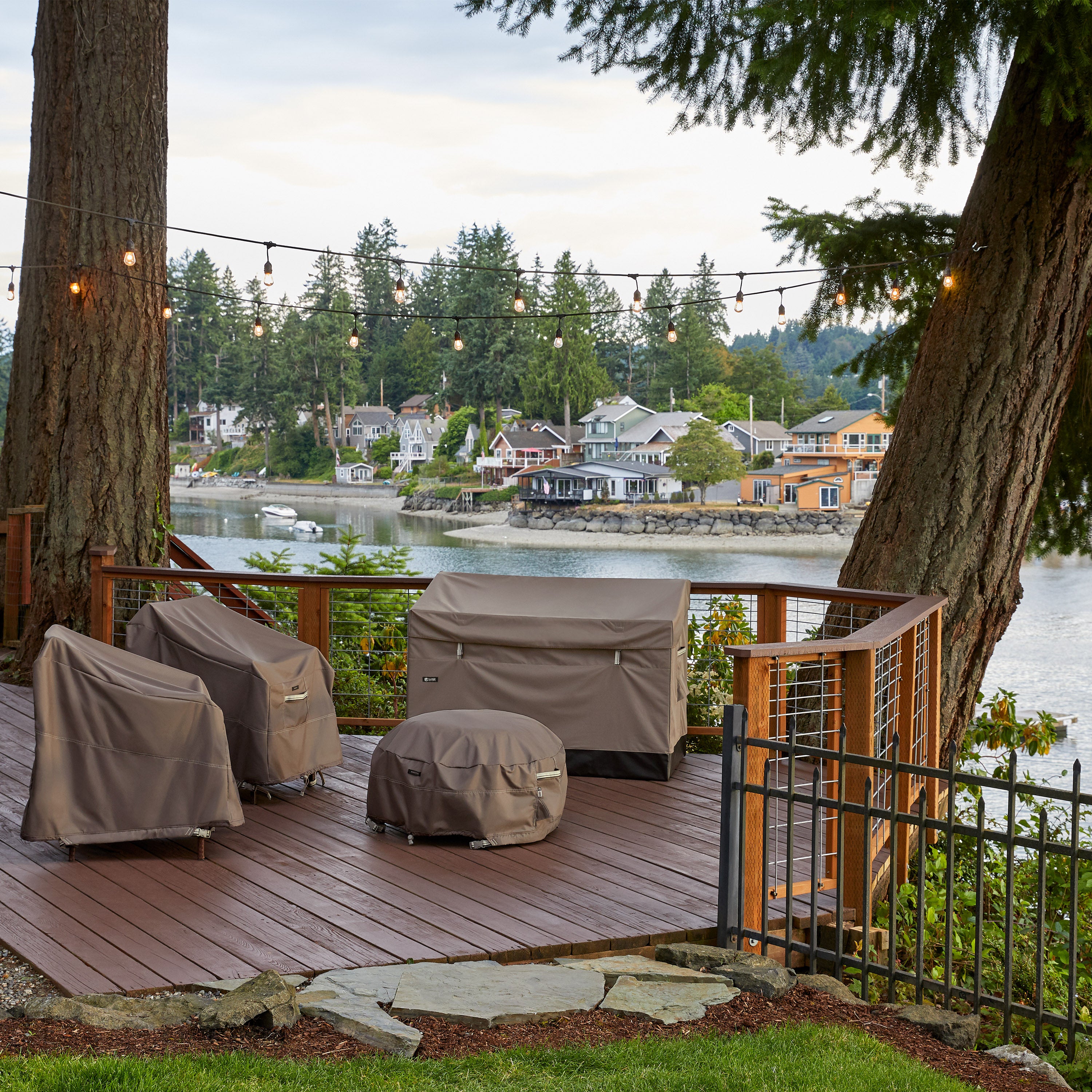 Patio_Ravenna_DeckBox_Lifestyle_Deck_Collection.jpg