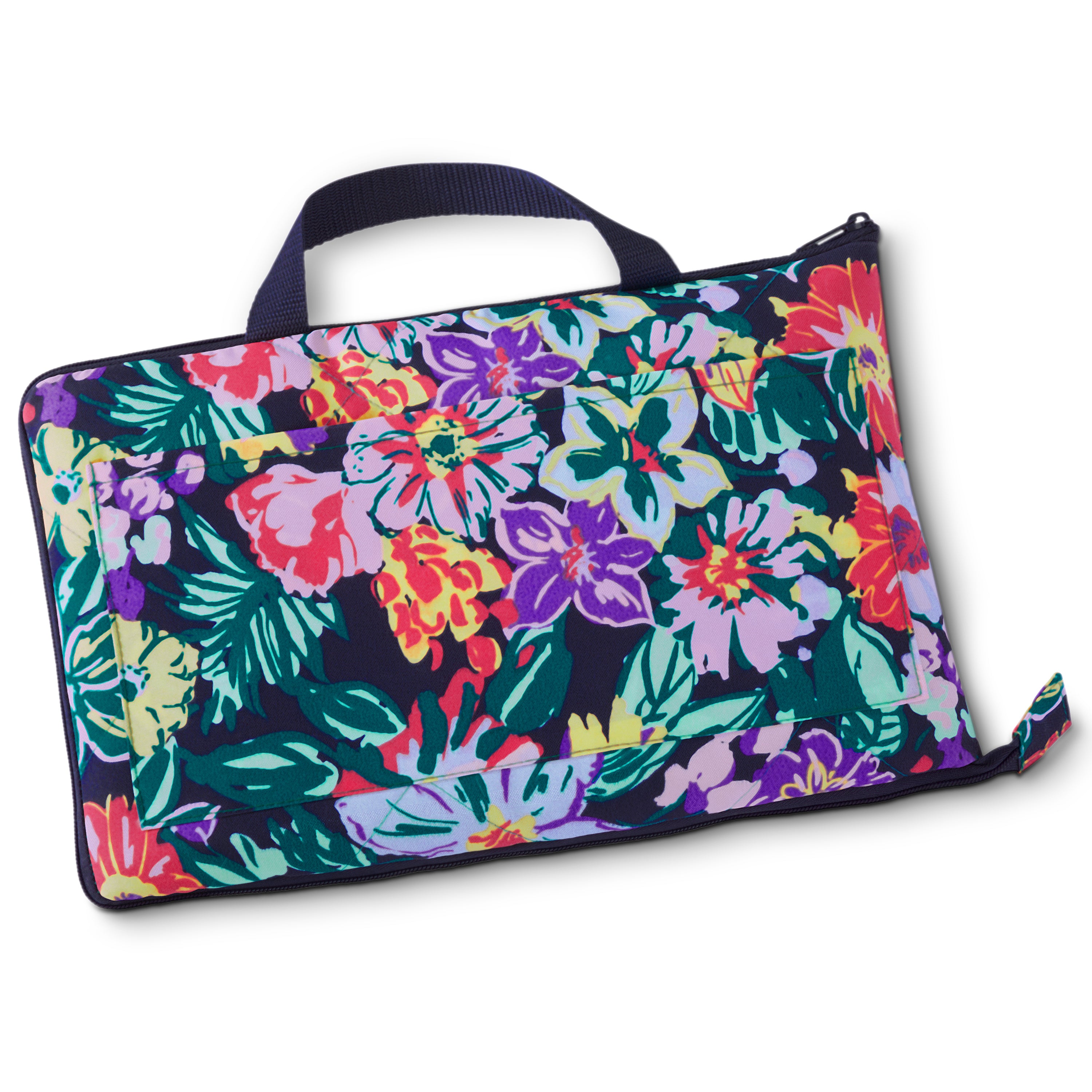 40-068_PATIO_VeraBradley_GolfBlanket_HappyBlooms_ZippedTogether.jpg