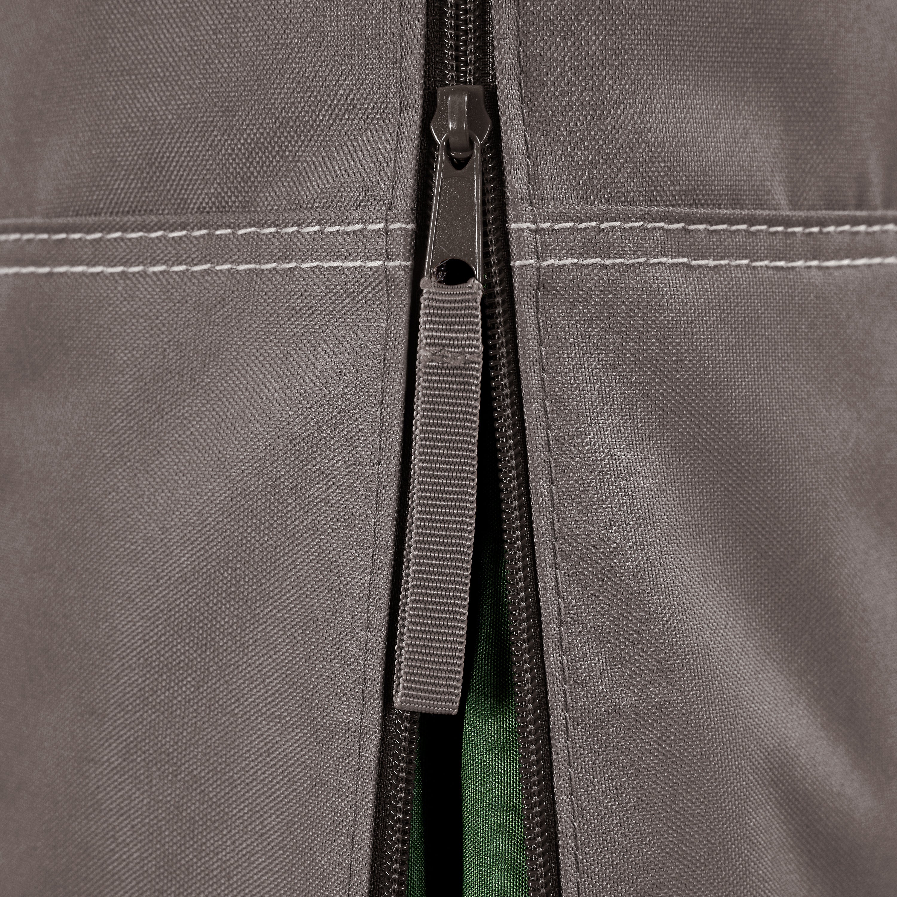 56-492_PATIO_Ravenna_OffsetUmbrella_Zipper_Detail.jpg