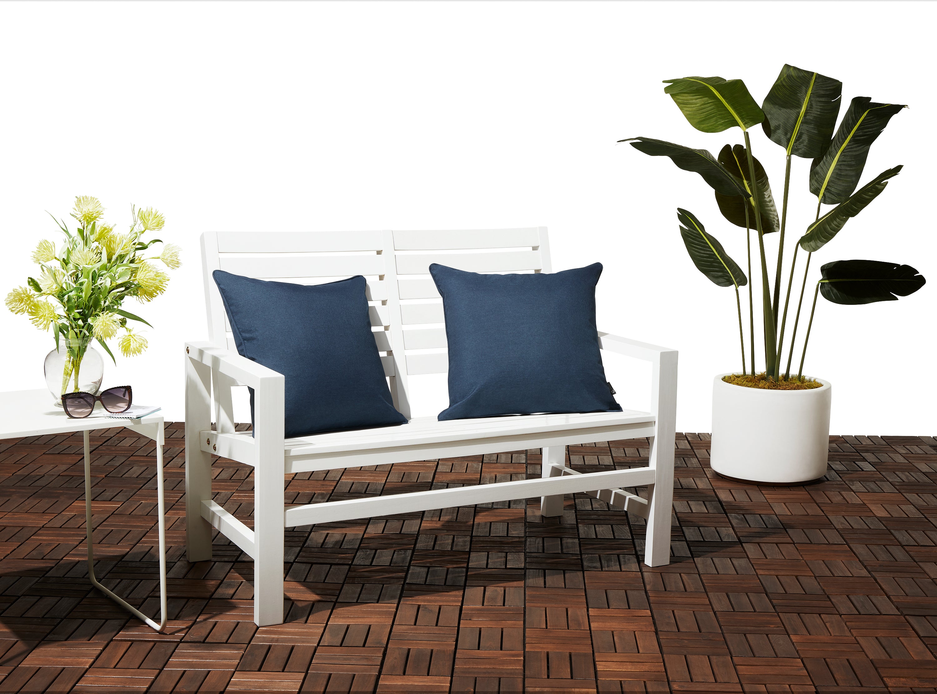 56-475_PATIO_Montlake_AccentPillows_HeatherIndigo_Lifestyle_Full.jpg