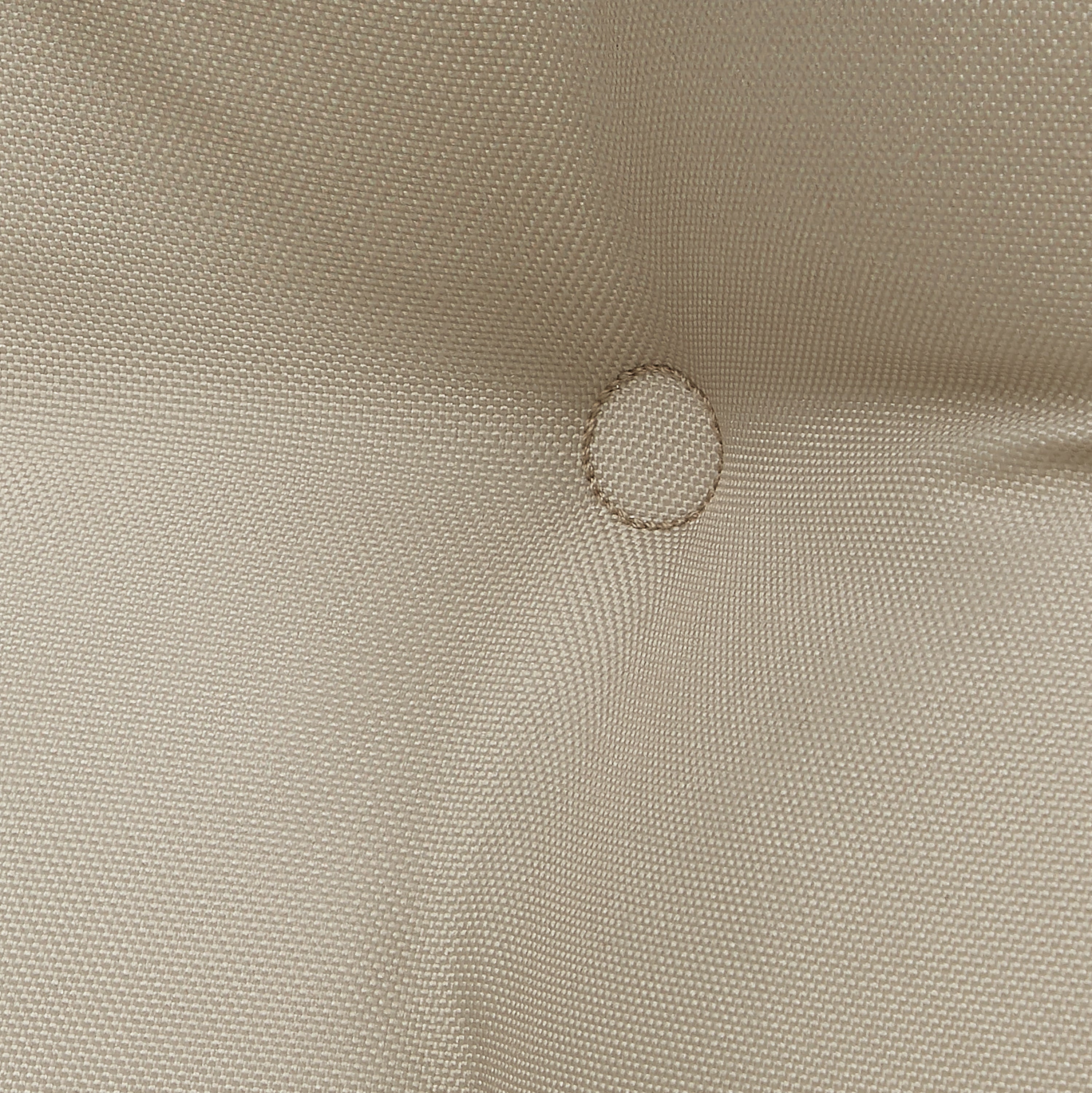 62-115_Classic_OPP_SeatCushion_Detail_Grommet_Khaki_Solid.jpg