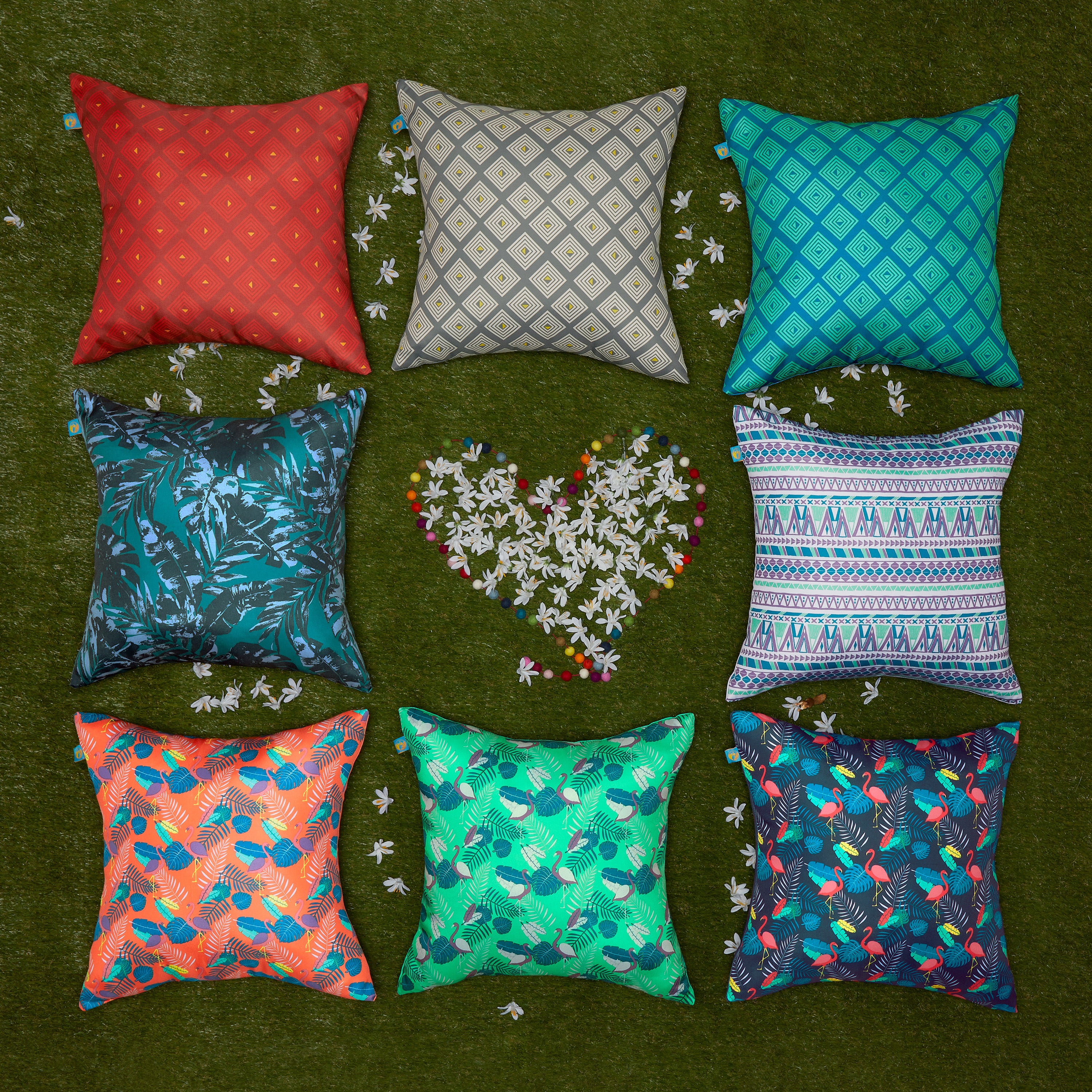 PXXP_PATIO_Duck_OPP_AccentPillows_Group_Square.jpg