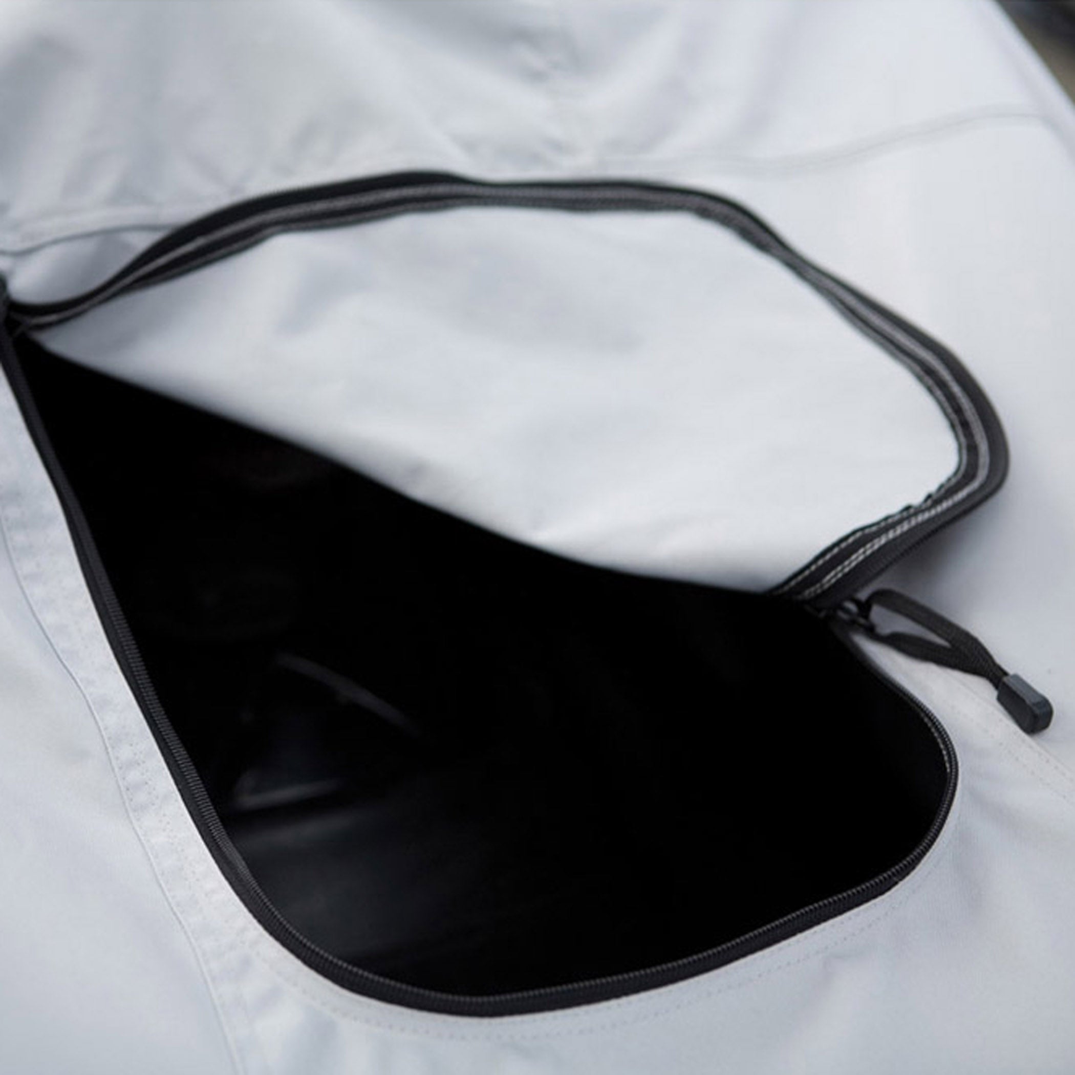 Sled_Dlx_Cvr_Zipper_TankAccess