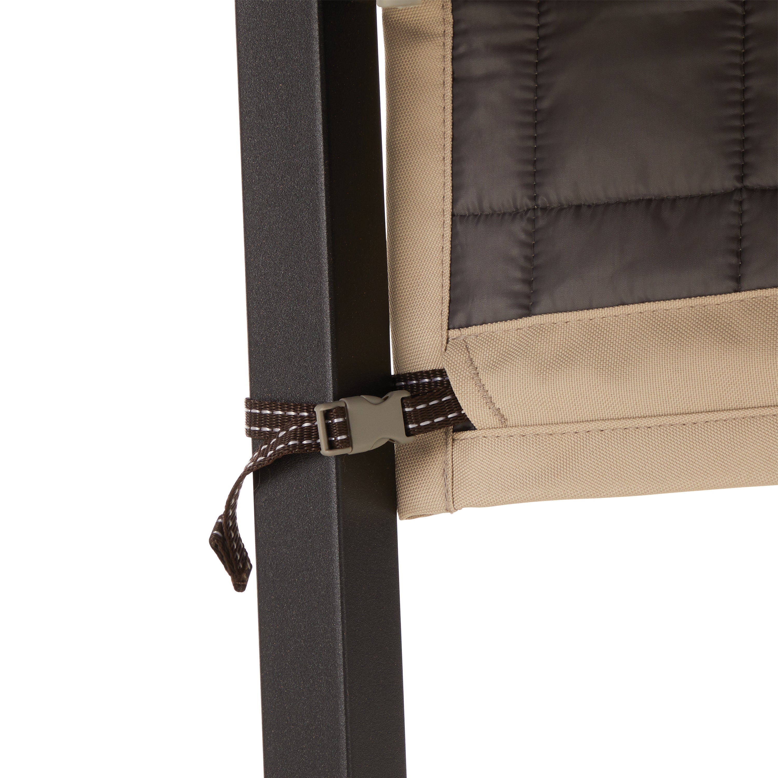 56-010_Patio_Montlake_FadeSafe_Slip_Cover_Chair_Buckle_AntiqueBeige_Detail.jpg